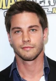 Dean Geyer