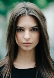 Emily Ratajkowski