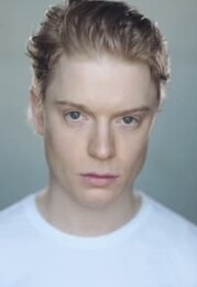 Freddie Fox