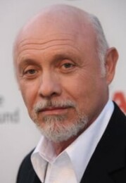 Hector Elizondo