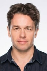 Julian Ovenden