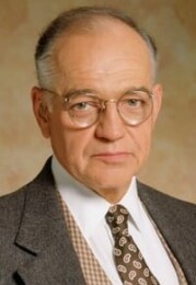 Richard Dysart