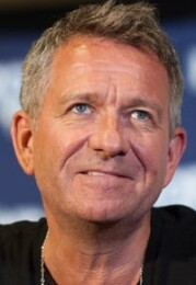 Sean Pertwee